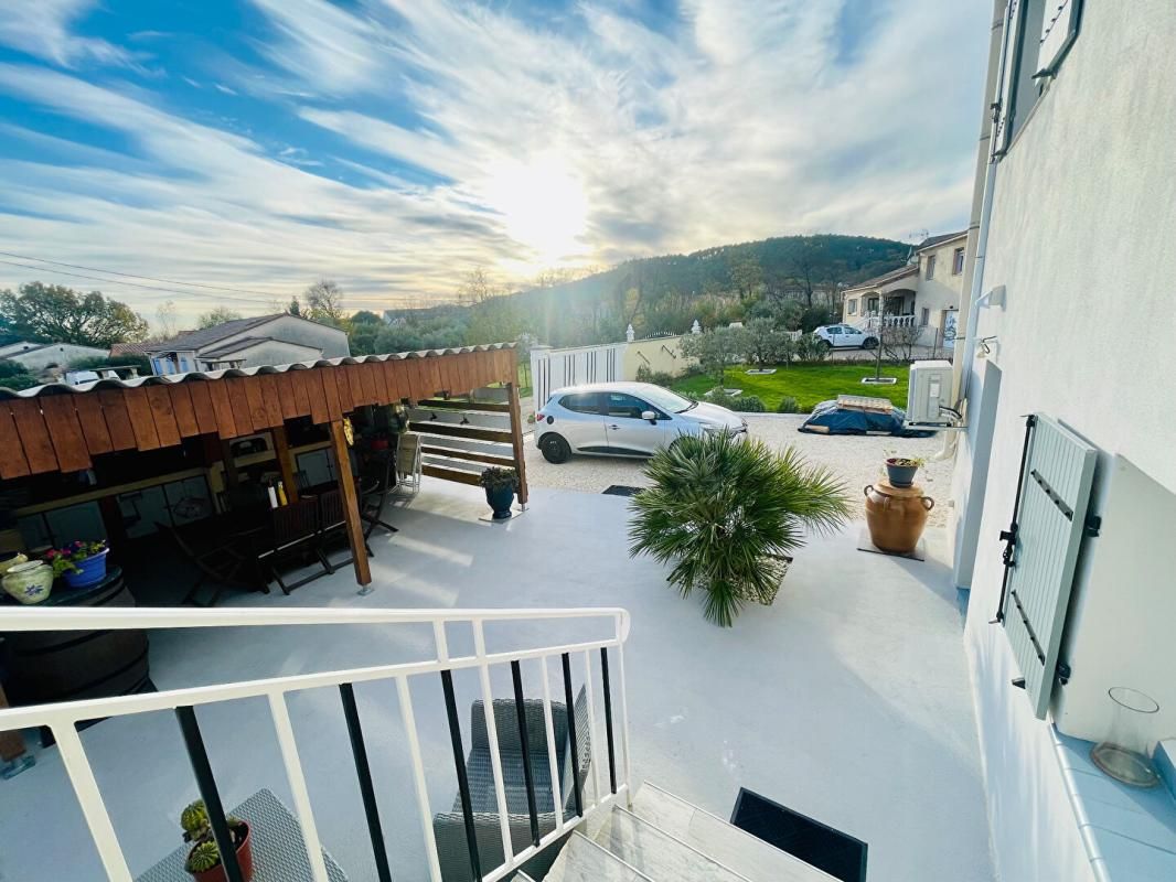 SAINT-MARTIN-DE-VALGALGUES Maison coup de coeur entièrement rénovée - extérieur exceptionnel - prête à vivre à Saint-Martin-de-Valgalgues 2