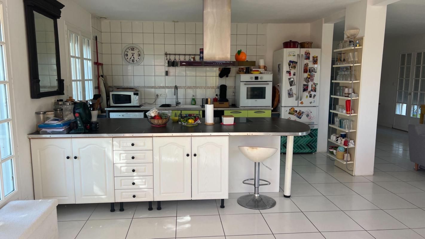 AMBON Maison Ambon 3