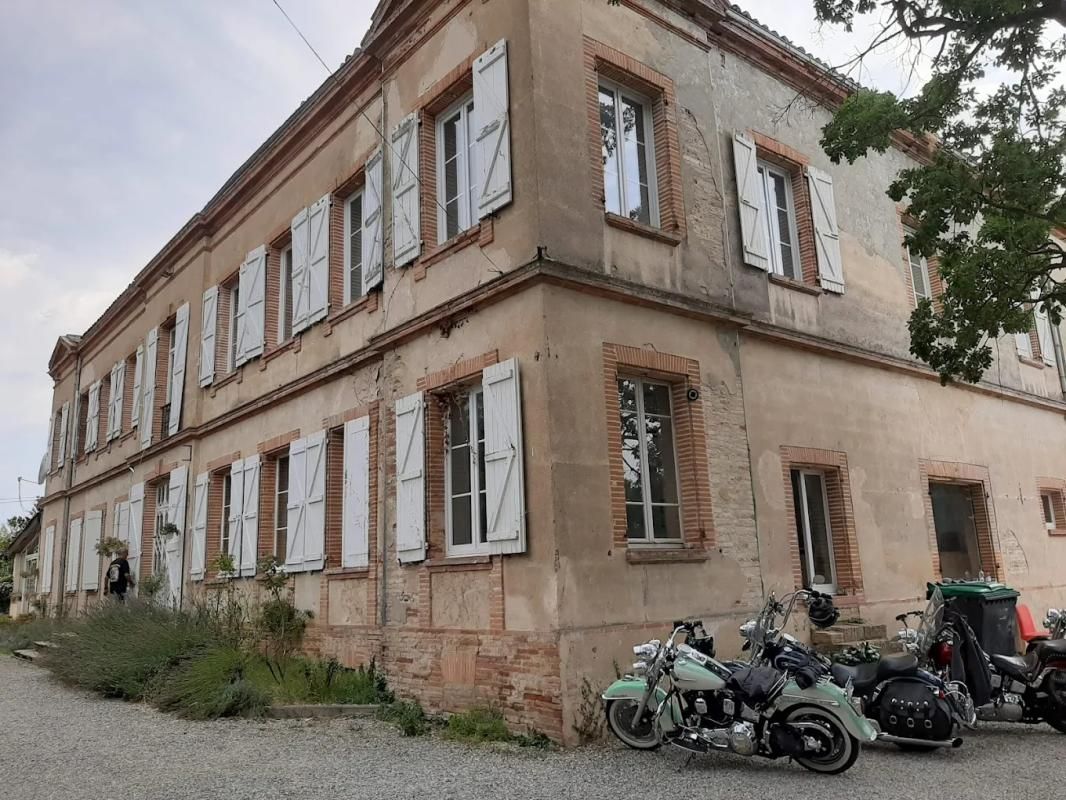 LEVIGNAC Château d'Exception du XIX siècle  860 m² 3