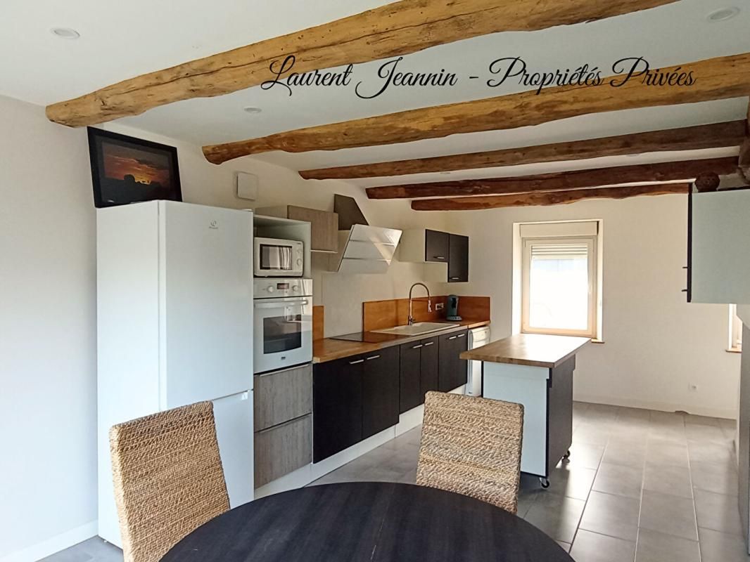 VILLEFRANCHE-D'ALBIGEOIS Maison Villefranche d'Albigeois 4 pièces 2