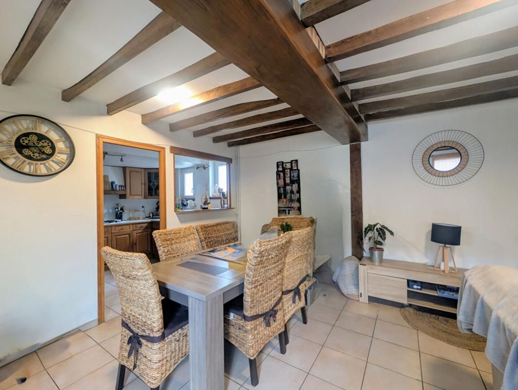 BEAUVAIS Longère Beauvais 5 pièce(s) 90 m2 2