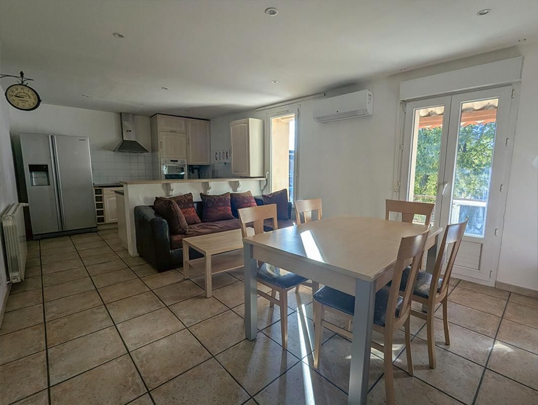 ALES Maison de ville - 136 m² - 4 chambres - Terrasses - jardin avec vue - Garage 3