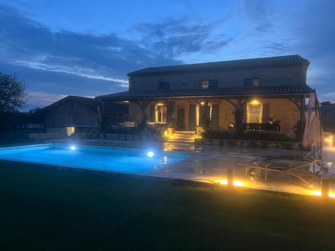 SERIGNAC-PEBOUDOU Demeure de prestige, piscine, gites, batiments et 23 hectares de terres agricoles groupées 2