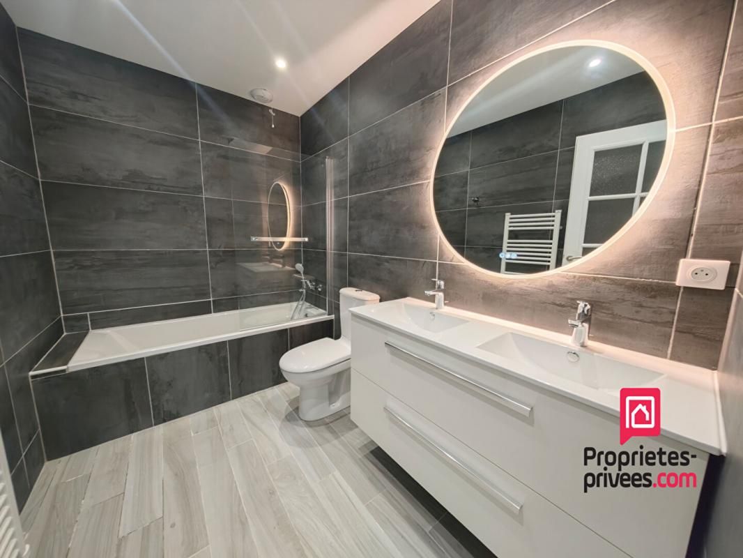 VIDAUBAN Appartement  3 pièces DUPLEX 60 m2 2