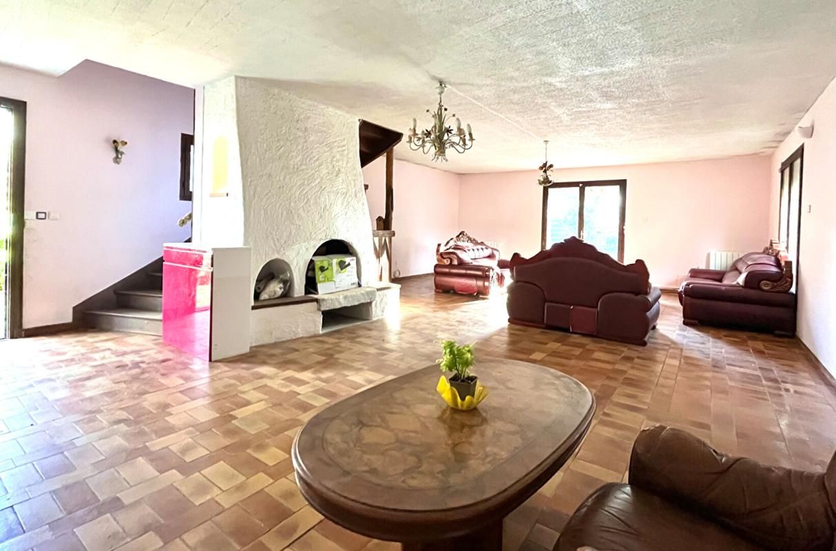 NOYON Maison Noyon 5 pièce(s) 128 m2 - Terrain de 734m² 3