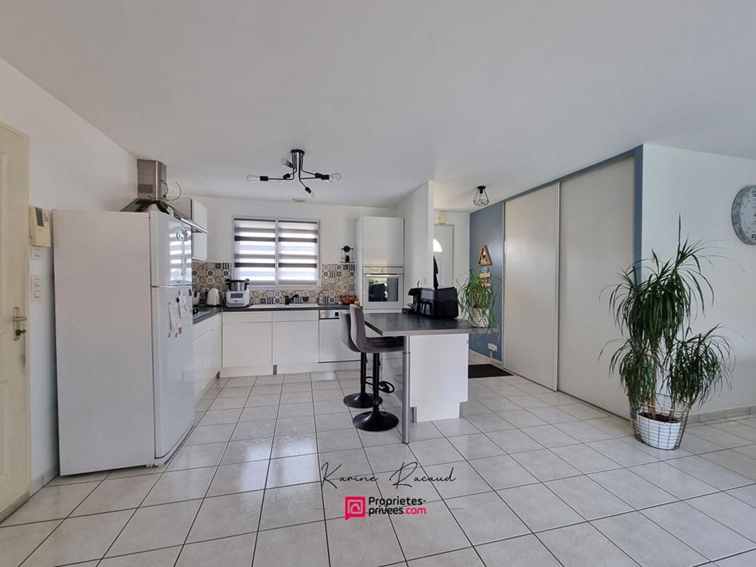 LA ROCHE-SUR-YON Maison La Roche Sur Yon 5 pièce(s) 1