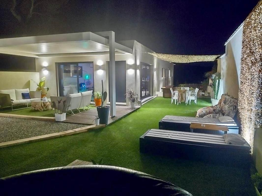 CARRY-LE-ROUET Villa  5 pièce(s) 175 m2 CARRY LE ROUET 1