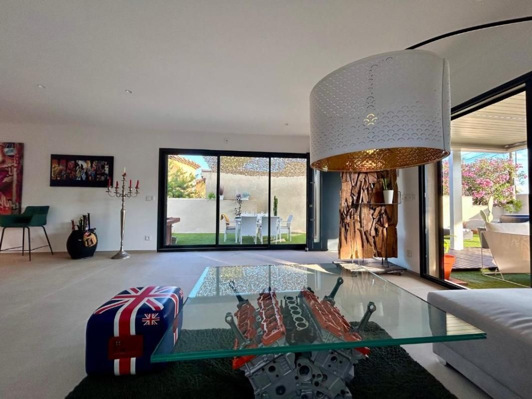 CARRY-LE-ROUET Villa  5 pièce(s) 175 m2 CARRY LE ROUET 3