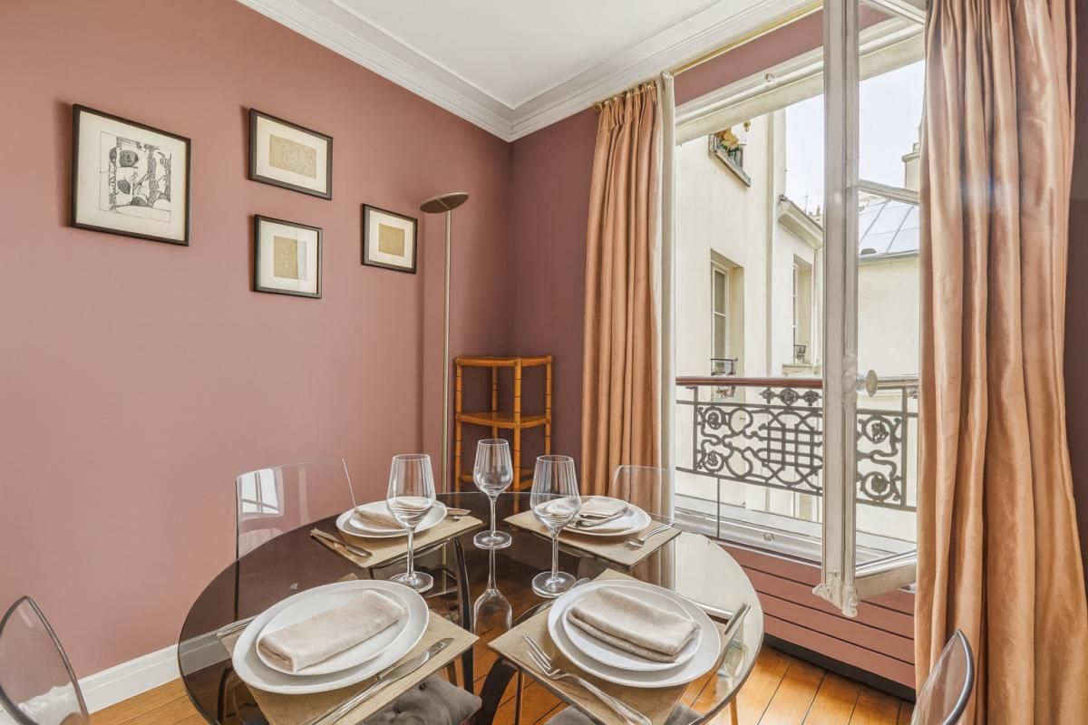PARIS-6E-ARRONDISSEMENT Appartement Saint Sulpice Paris 6ème charmant 3 pièces de 55 m2 2