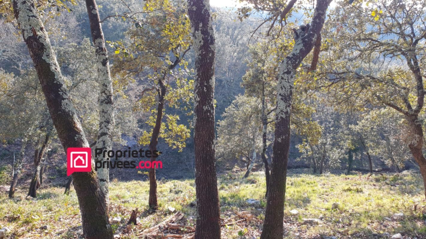 UZES Terrain à 5km d'Uzès 4