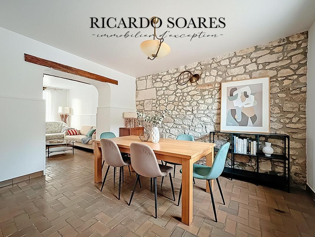 PONT-SAINTE-MAXENCE 60700 PONT-SAINTE-MAXENCE / MAISON DE VILLE AU CHARME ANCIEN 133m² / 4 CHAMBRES / TERRAIN 480m² / PARKING 4 VOITURES 3