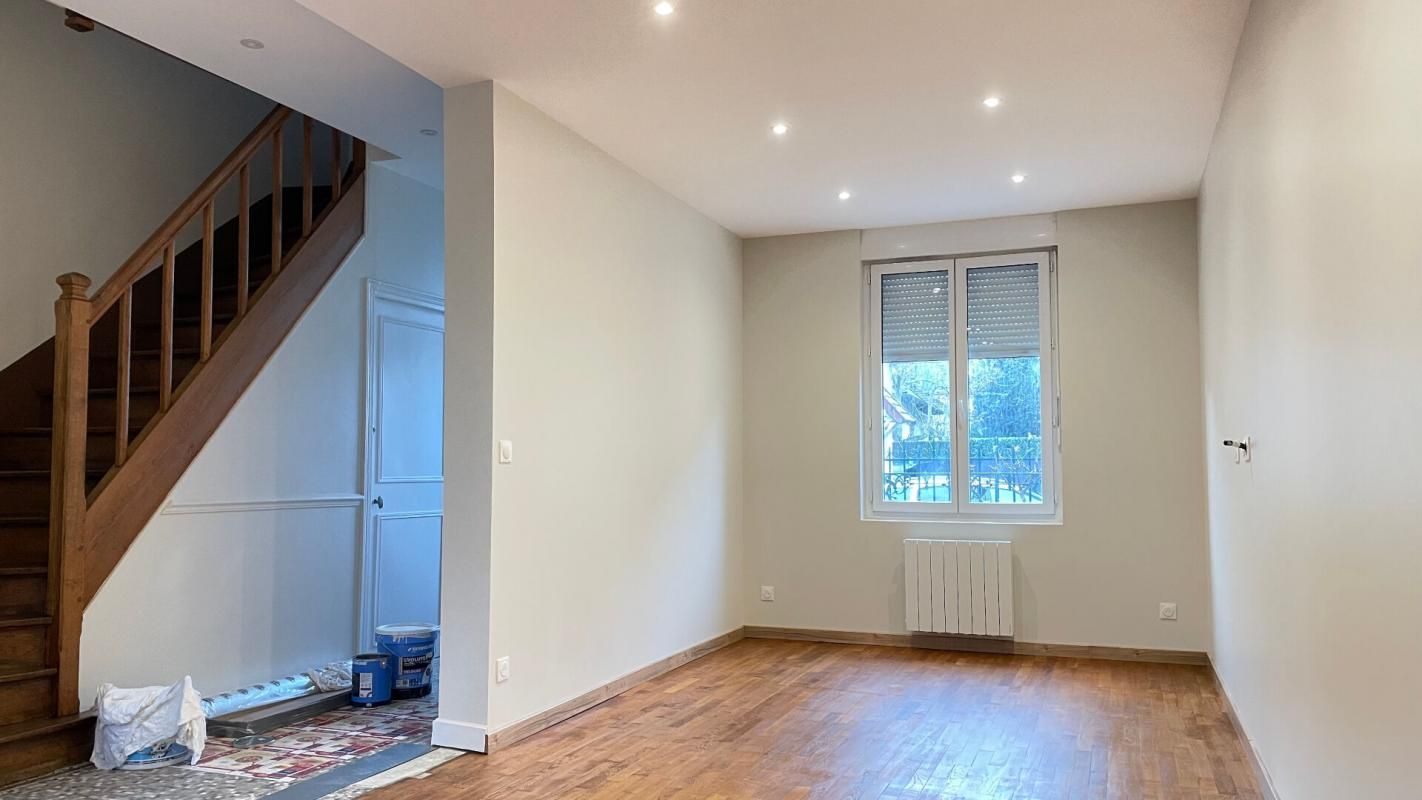 SOISSONS Maison Soissons  proche Gare 5 pièces 90 m2 4