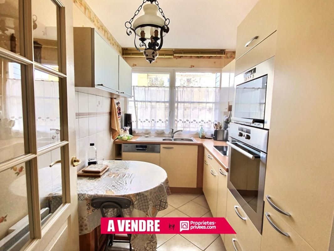 SAINT-NAZAIRE PLEIN CENTRE - TOUT A PIEDS - 3