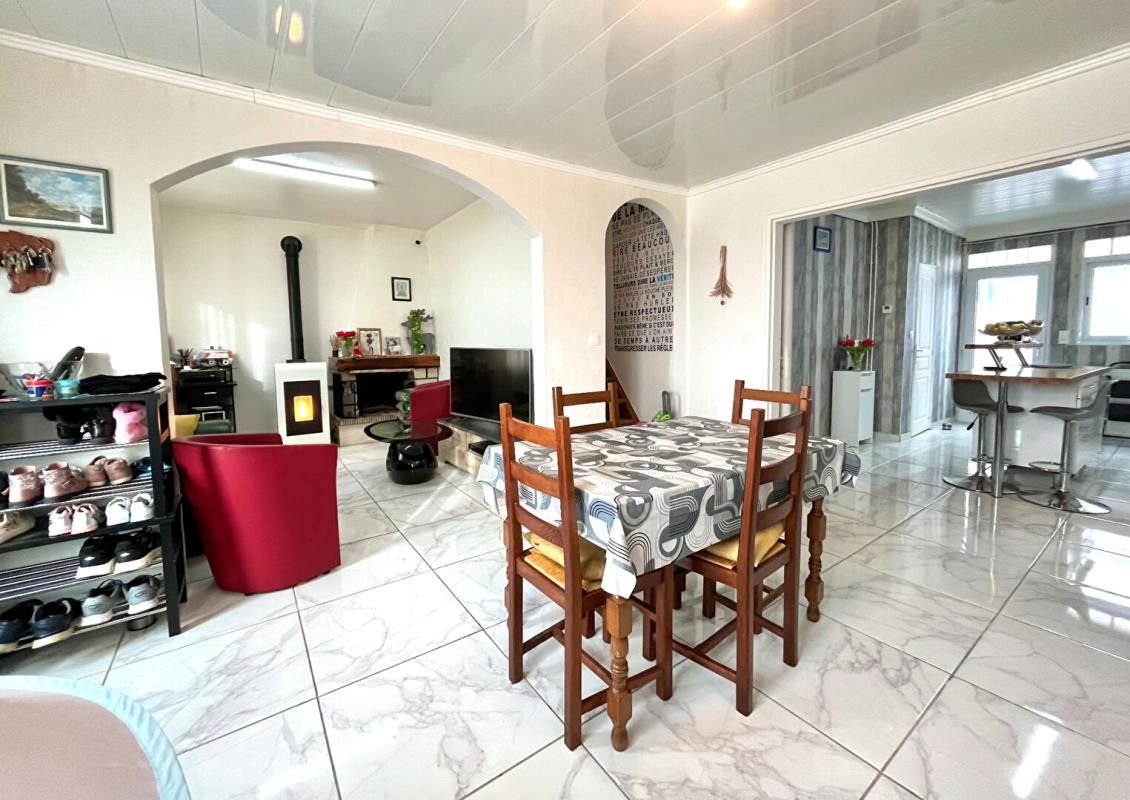 CHAUNY Maison à Chauny 3 pièce(s) 70 m2 + Dépendance 3