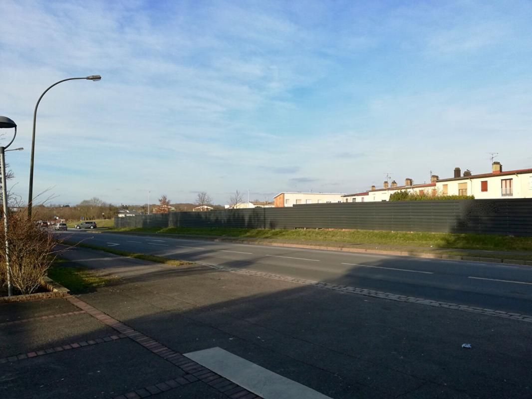 AMIENS À VENDRE - Terrain constructible de 1 970 m² - Secteur Amiens 4
