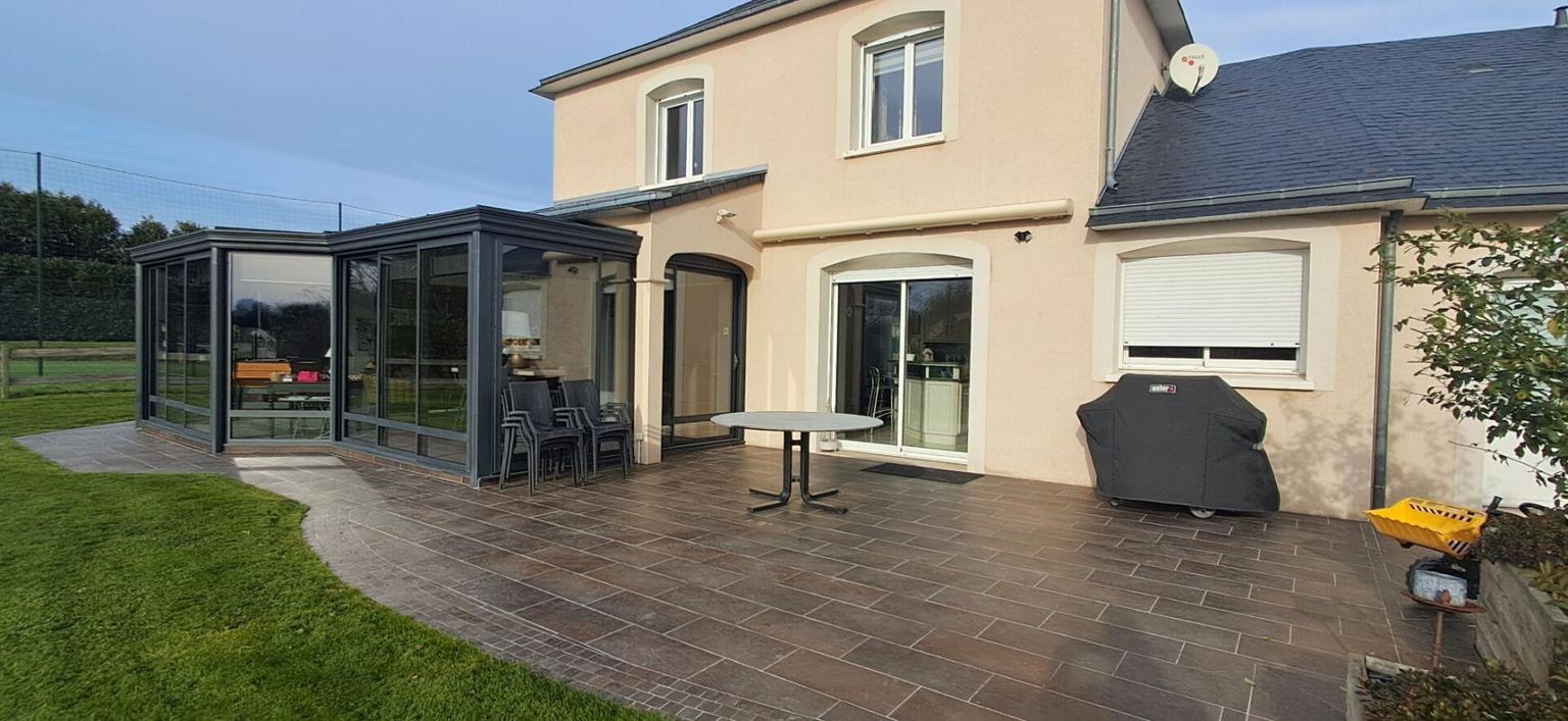 LE BURET Maison Le Buret 8 pièce(s) 189.55 m2 à 20 km de LAVAL-CHATEAU-GONTIER OU SABLE 4