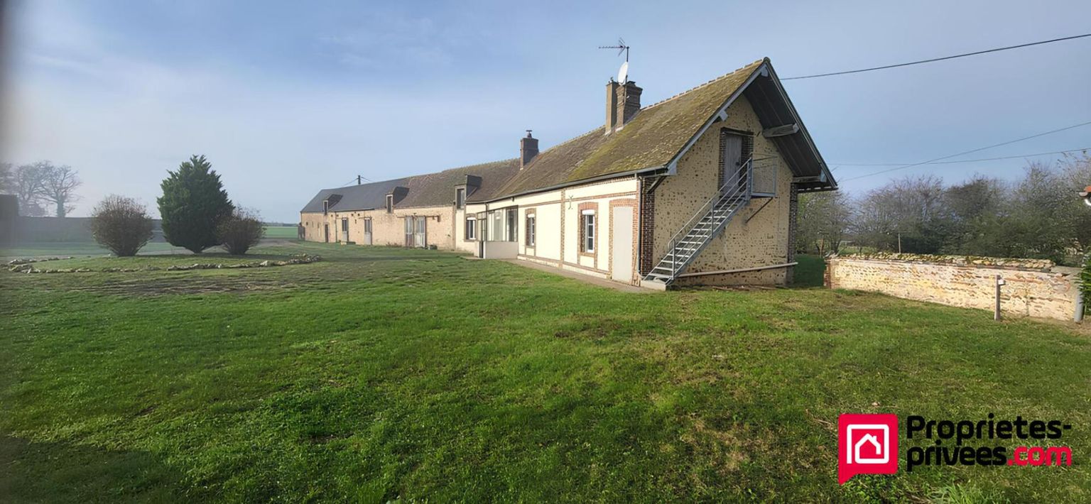 VERNEUIL-SUR-AVRE Corps de ferme (2 biens locatifs) + dépendances et prairies 2