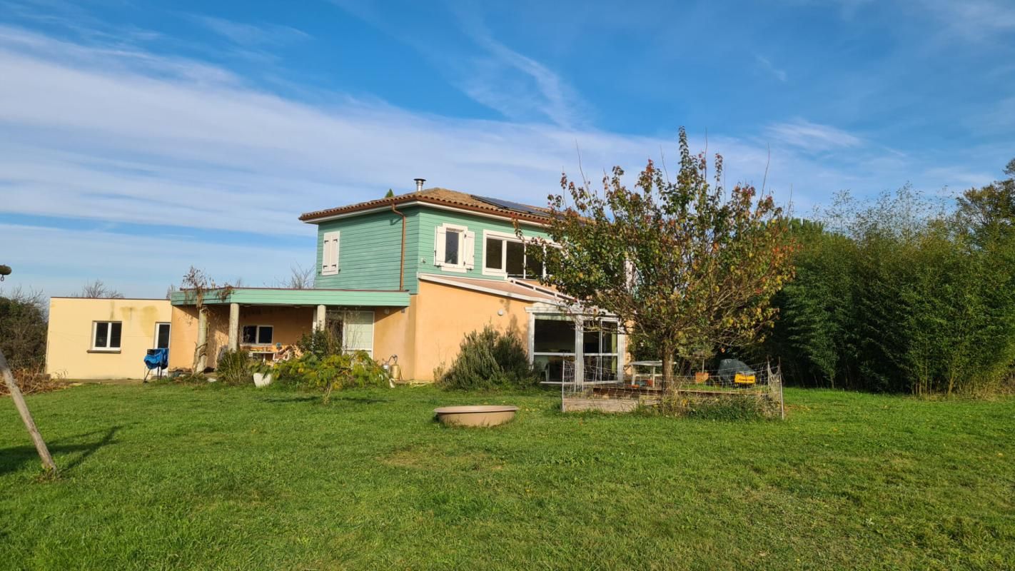 LADEVEZE-VILLE Maison proche Marciac 5 pièce(s) 143 m2 1