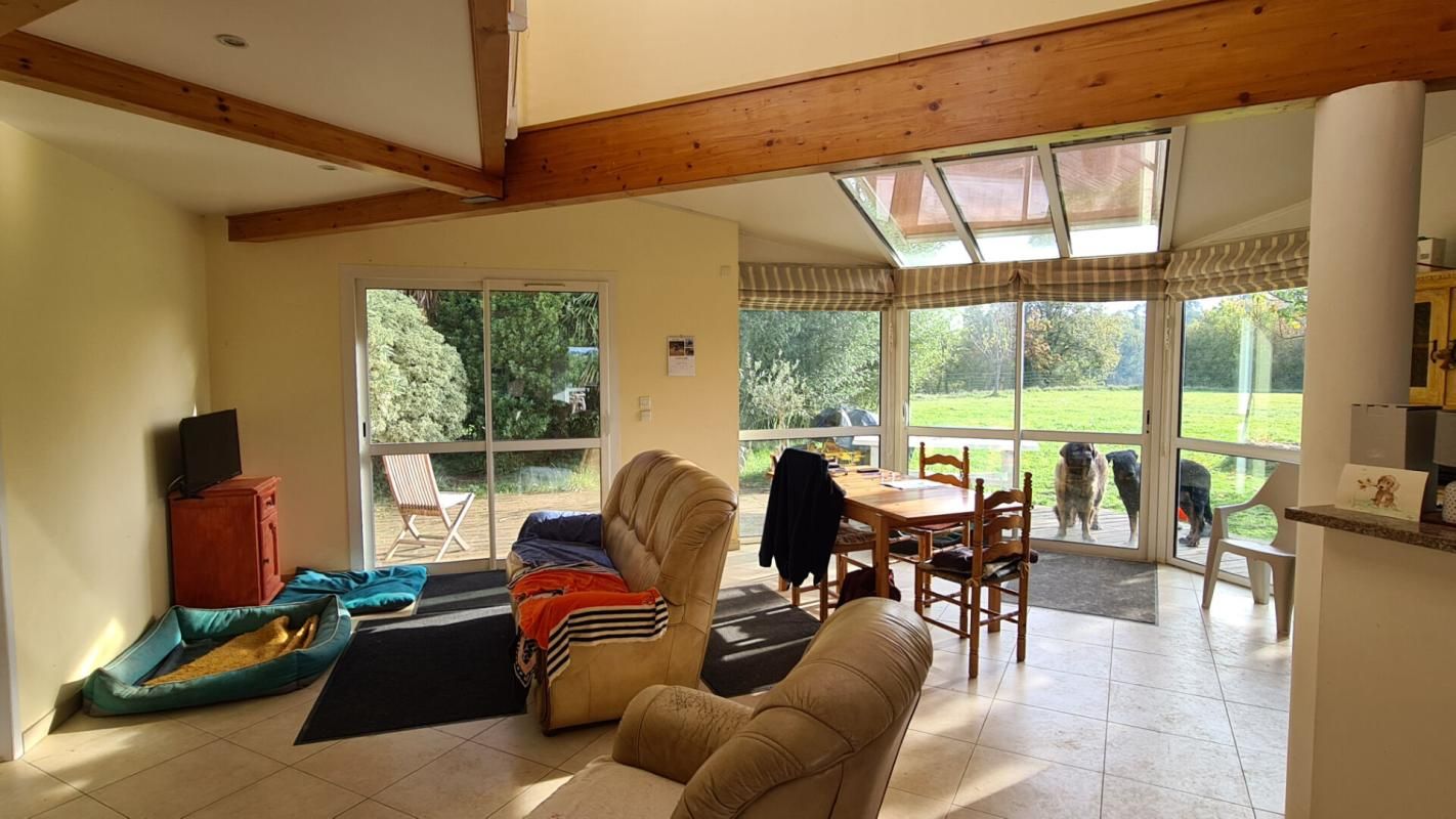 LADEVEZE-VILLE Maison proche Marciac 5 pièce(s) 143 m2 3