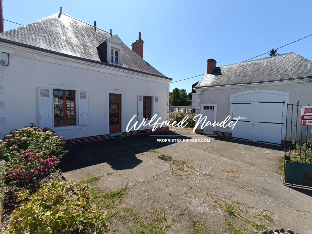 ECOMMOY Maison caractère Ecommoy 2