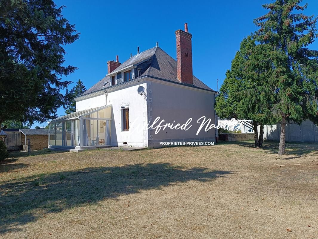 ECOMMOY Maison caractère Ecommoy 3