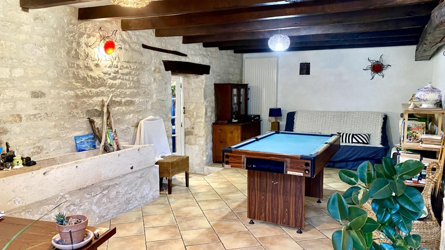 NIORT Maison Niort 203 m2 (79000) 2