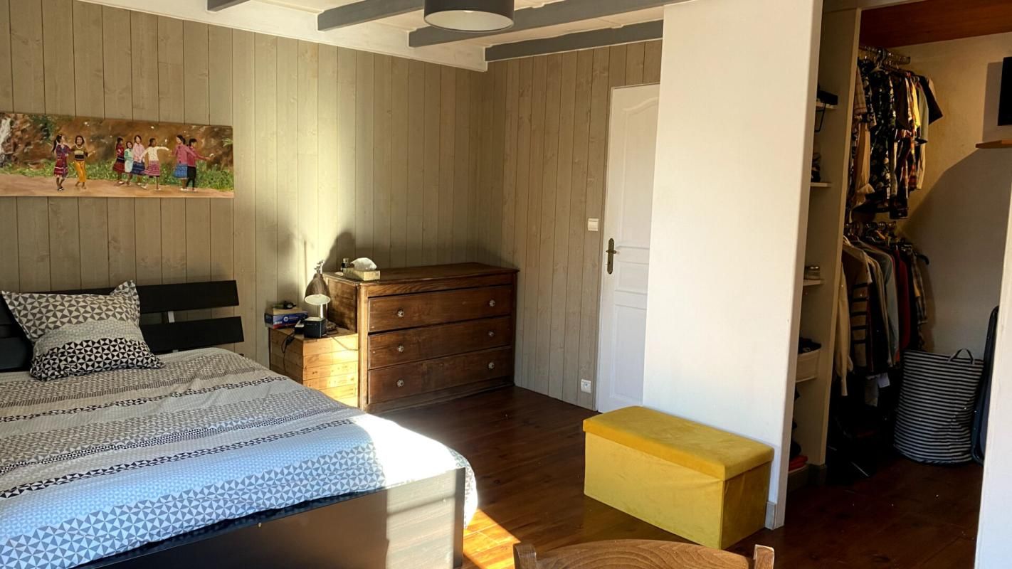 NIORT Maison Niort 203 m2 (79000) 4