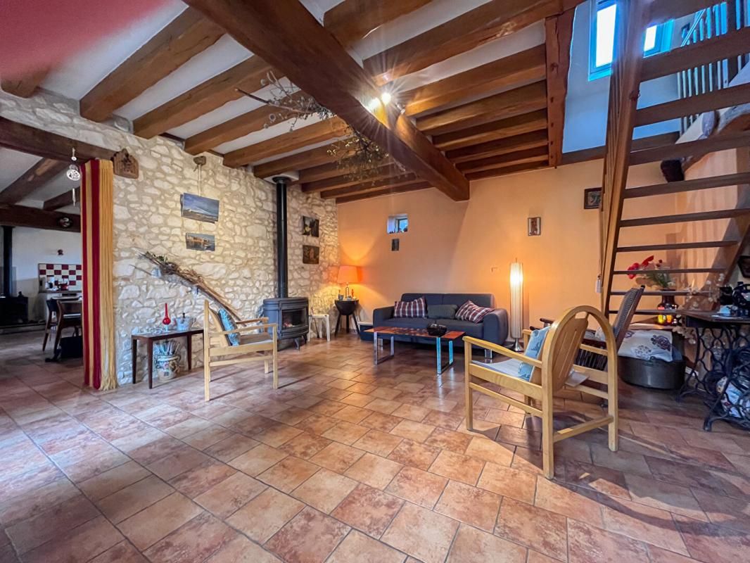 JEU-MALOCHES Maison Jeu Maloches 5 pièce(s) 120 m2 3