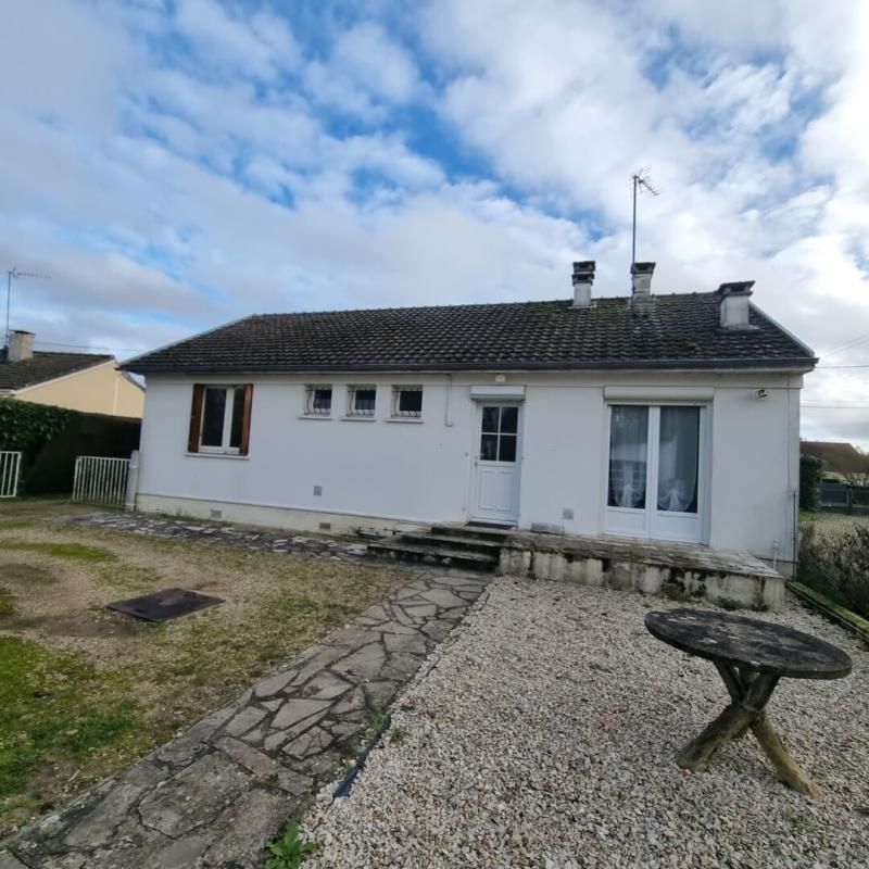 LES BORDES Maison 2 chambres, terrain et bois 1