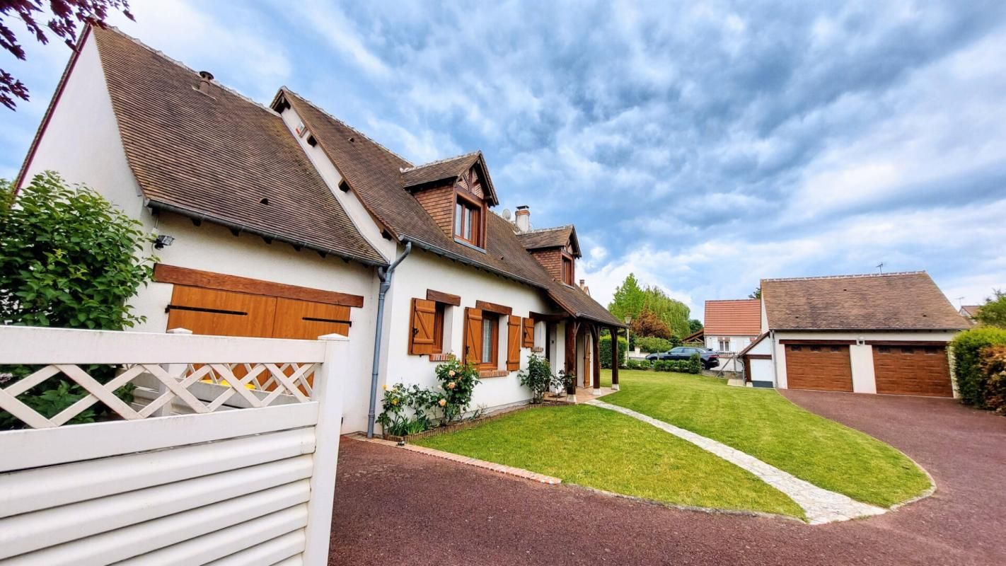 SAINT-LAURENT-NOUAN Maison 1