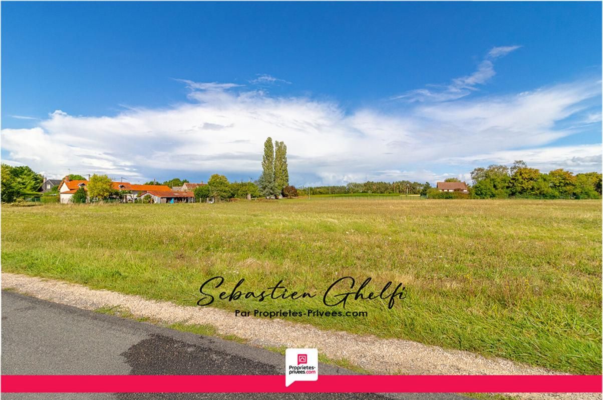CONTRES Terrain secteur du Controis En Sologne 1050 m 2 belle façade de 29 m 3