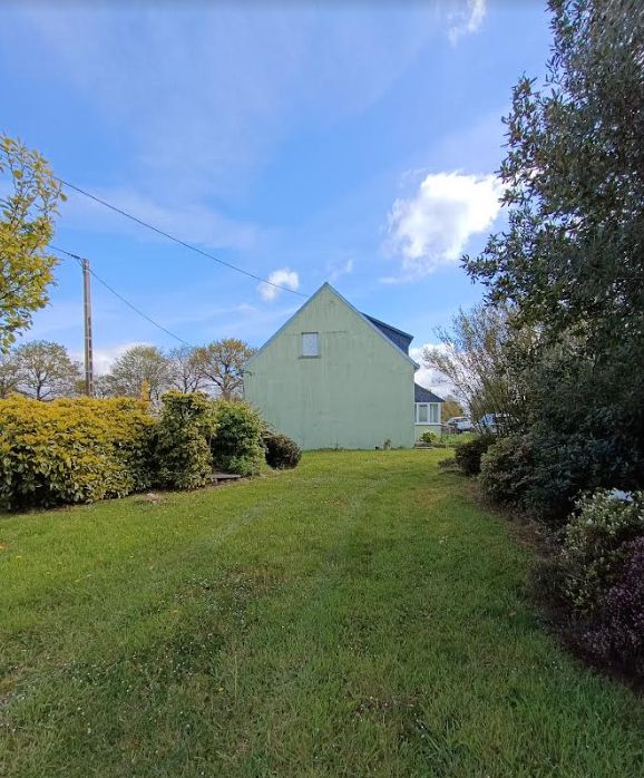 LEUHAN 29390 Leuhan maison 4 chambres séjour cuisine 32 m² sur 1600 m² avec hangar de 160 m² 2