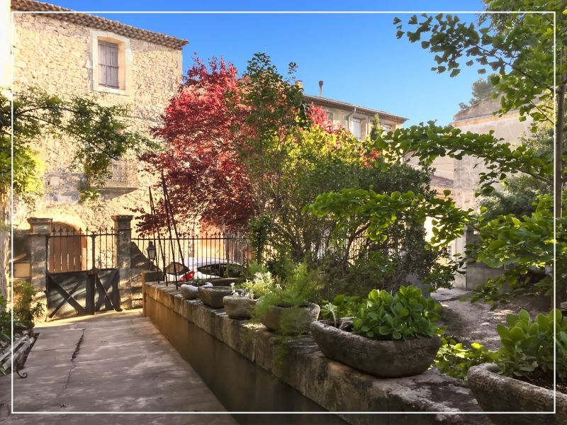 LE POUGET Maison  10 pièce(s) 204 m2 habitable + Immense garage sur 1227m² de parcelle 2