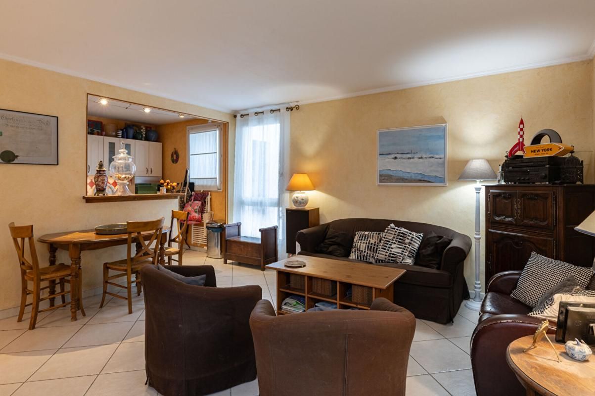 VANVES Dernier étage avec Terrasse 2