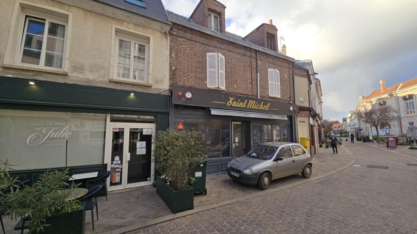 CHARTRES CHARTRES - Local commercial 55 m² 2