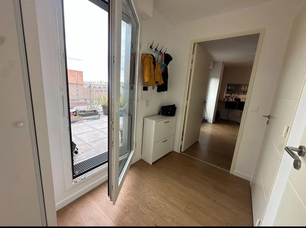 LA COURNEUVE Appartement  3 pièce(s) 63m2 + Terrasse 44m2 1
