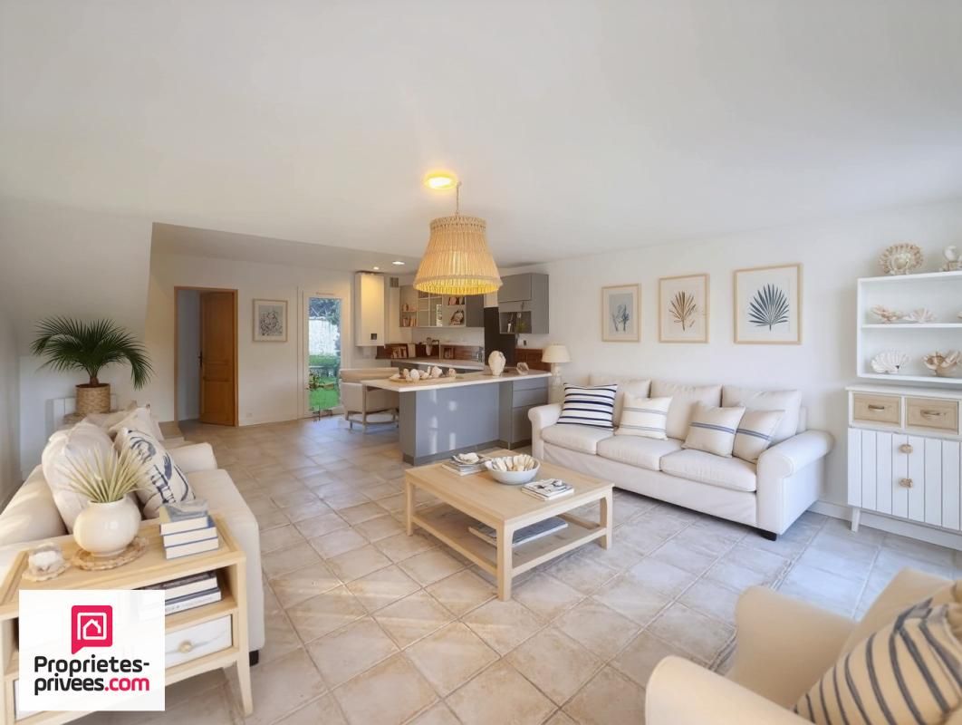 SAINT-MAXIMIN-LA-SAINTE-BAUME Saint Maximin villa T4 avec grand garage sur 210 m² 2