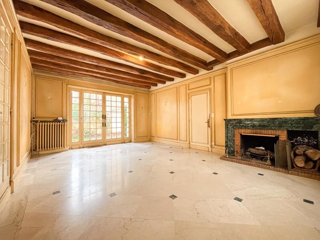 ECUEILLE Maison Ecueille 15 pièce(s) 349 m2 4