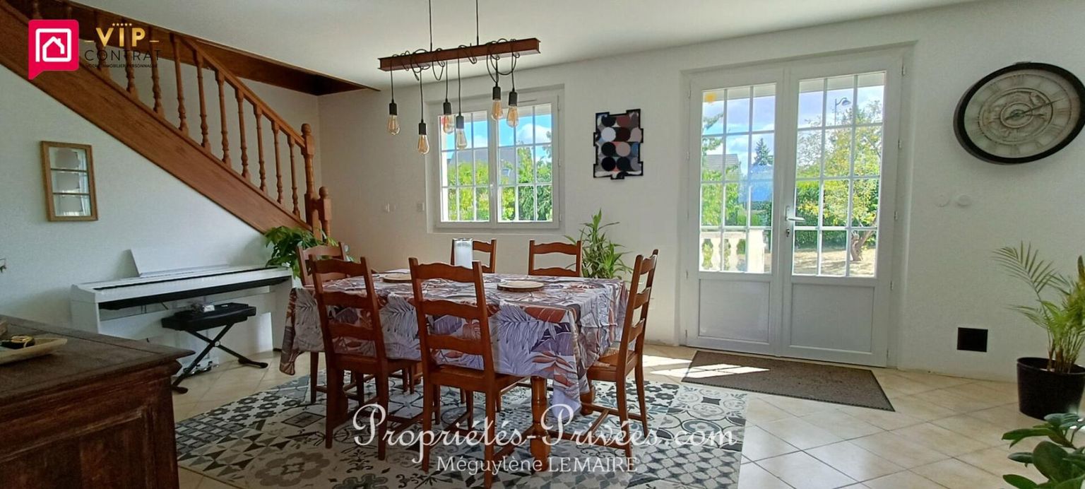 LE PLESSIS-GROHAN Maison 5 pièces - 2 chambres - Sous-sol total - Jardin au PLESSIS-GROHAN 4