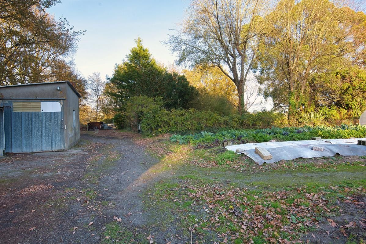 VERTOU Terrain de 2018 m² sur la commune de Vertou 2