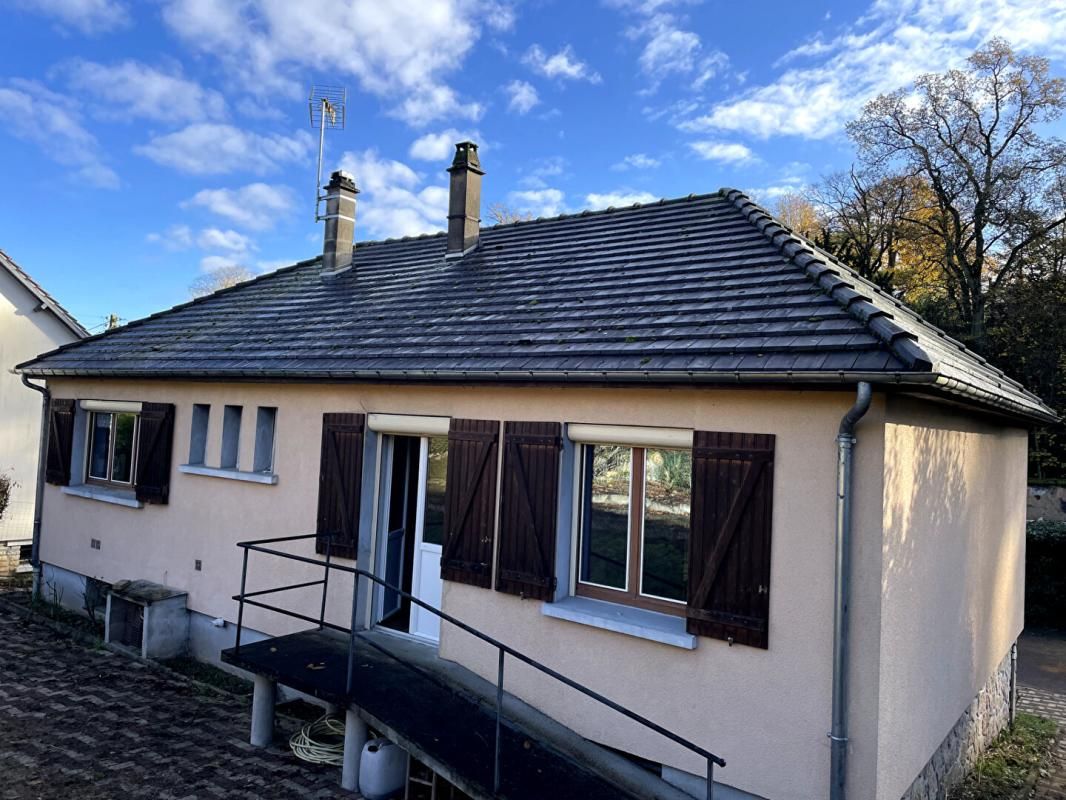 NOGENT-LE-ROI 28210 Nogent le Roi 85 m2 terrain 890 m2 2