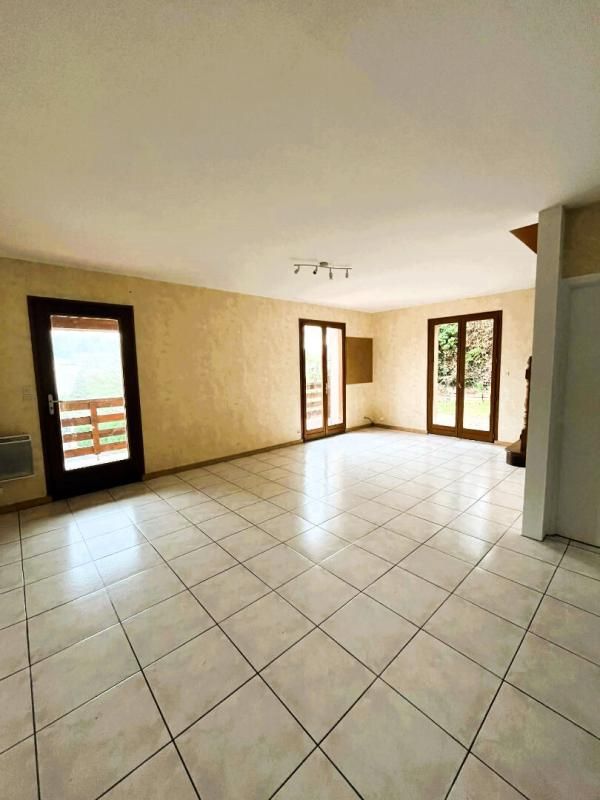 CHAMPCEVINEL Maison Champcevinel  proche Périgueux 5 chambres 155 m2 3