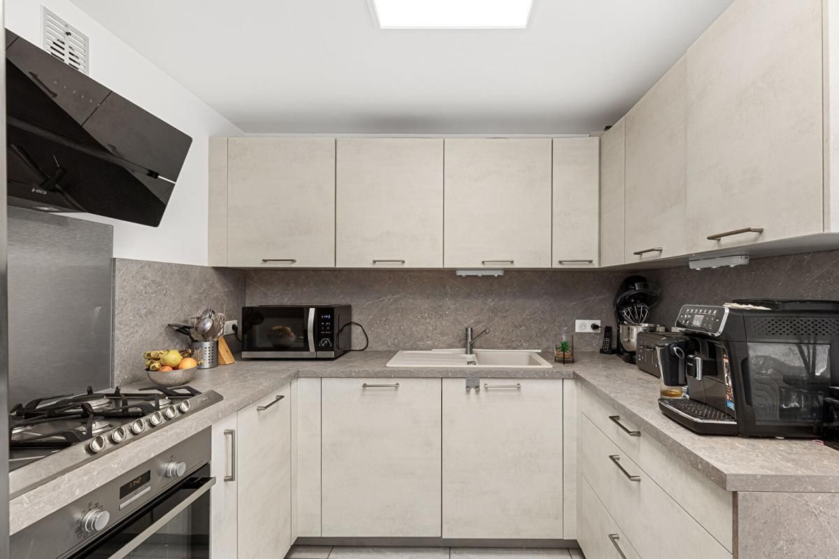 BAGNOLS-EN-FORET Charmante maison Bagnols En Foret avec une superbe vue 3