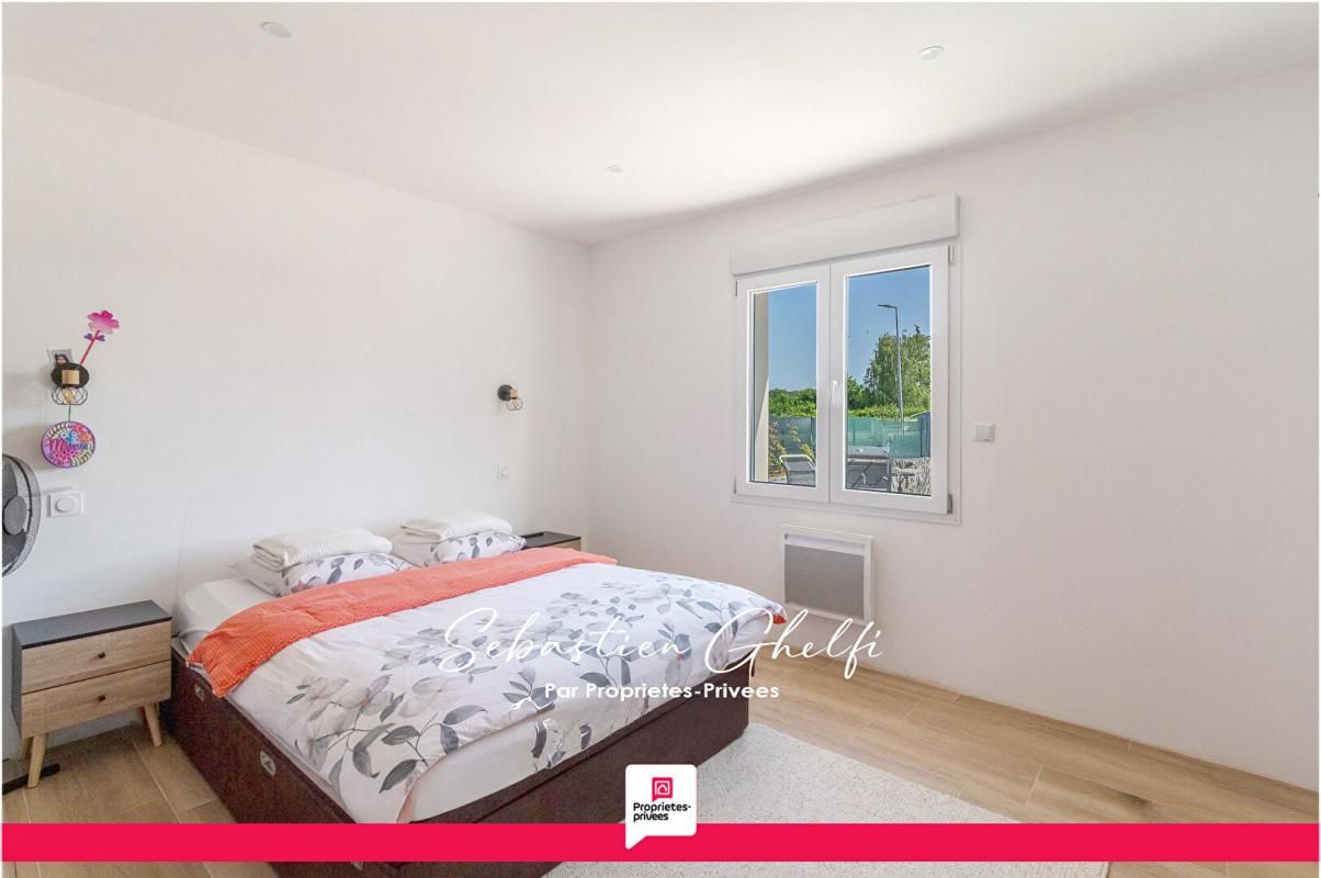 CONTRES belle maison de plain-pied avec 3 chambres-cellier-garage-terrasses 3