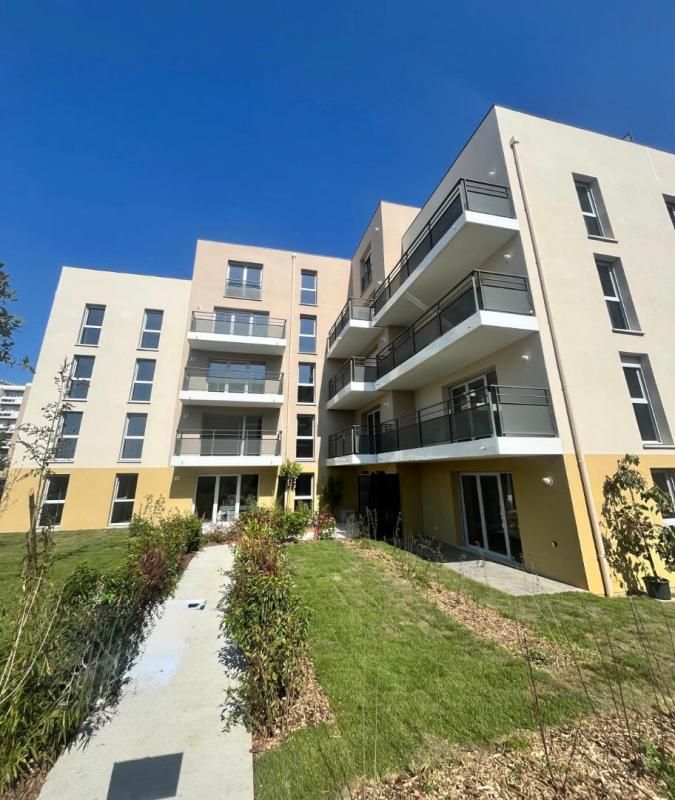 LE HAVRE Appartement NEUF APPARTEMENT NEUF - LE HAVRE BLÉVILLE - T2 44 m2 - ACCÈS PMR - ASCENSEUR - LOGGIA - CAVE - PARKING 3