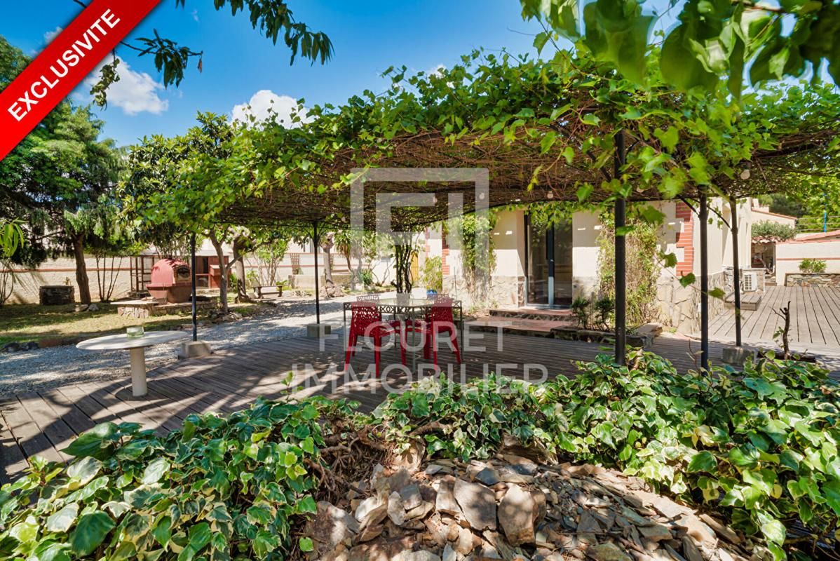 ARGELES-SUR-MER Villa de plain-pied sur 1200 m² avec piscine et 2 dépendances 4