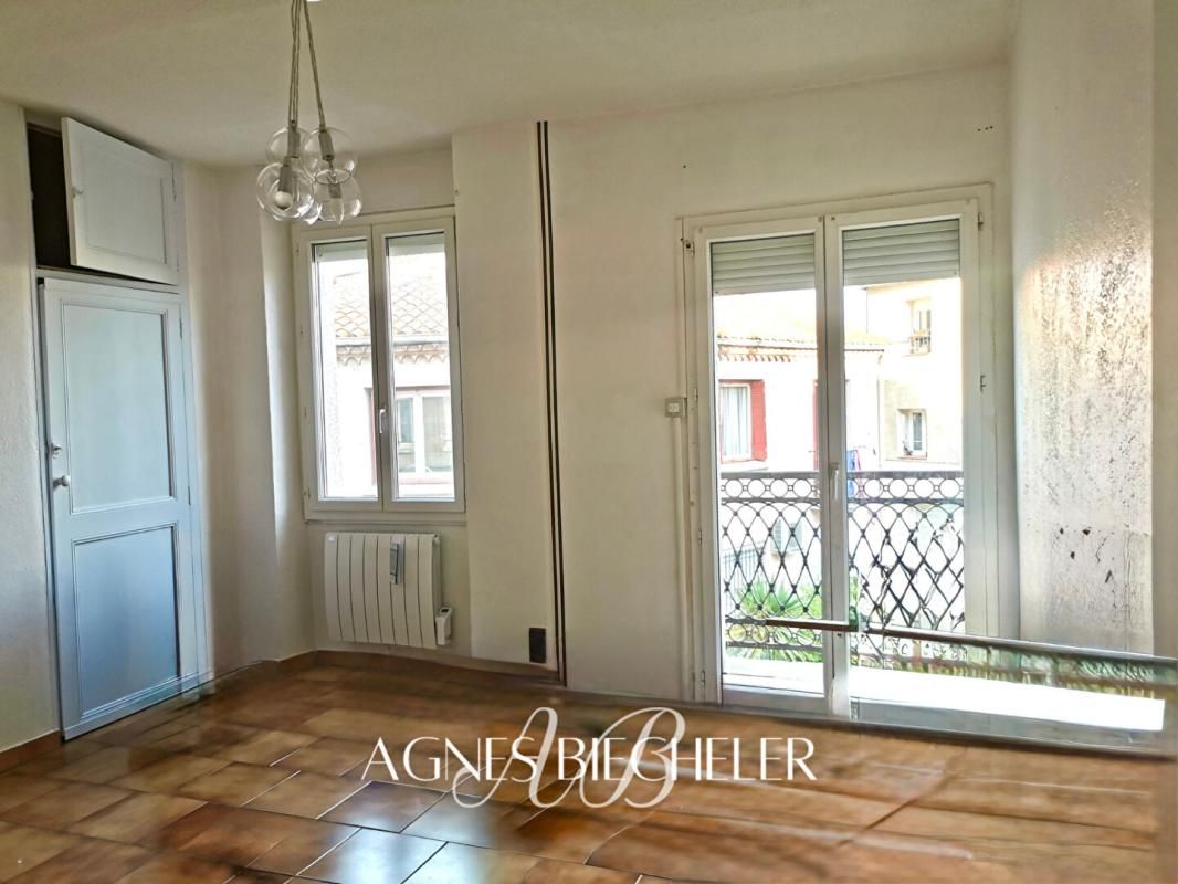 PALAU-DEL-VIDRE Immeuble 7 pièce(s) 160 m2 3