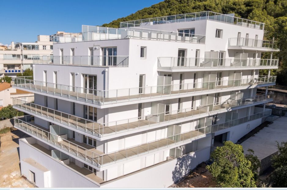 SETE T4 lumineux de 89 m², terrasse de 63 m², avec vue panoramique sur le bassin de Thau 4