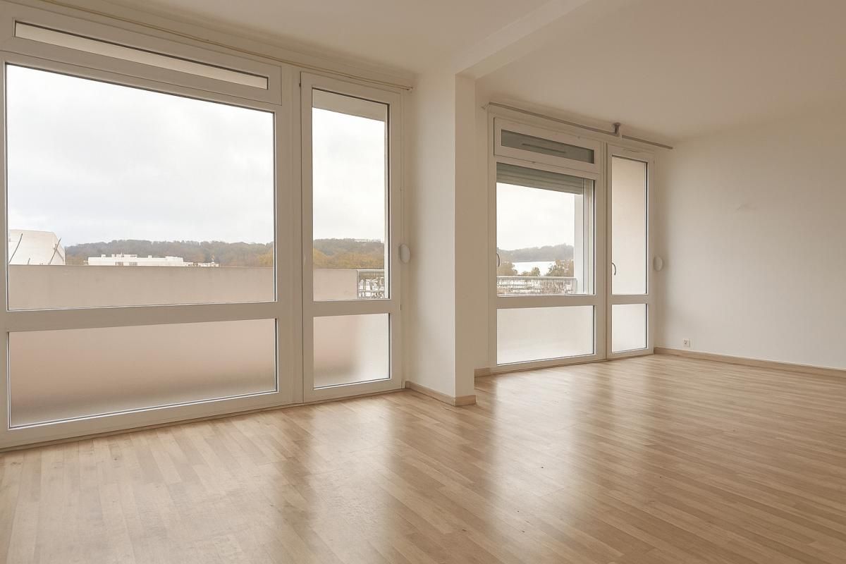 SOISSONS Appartement  4 pièces 92 m2 2