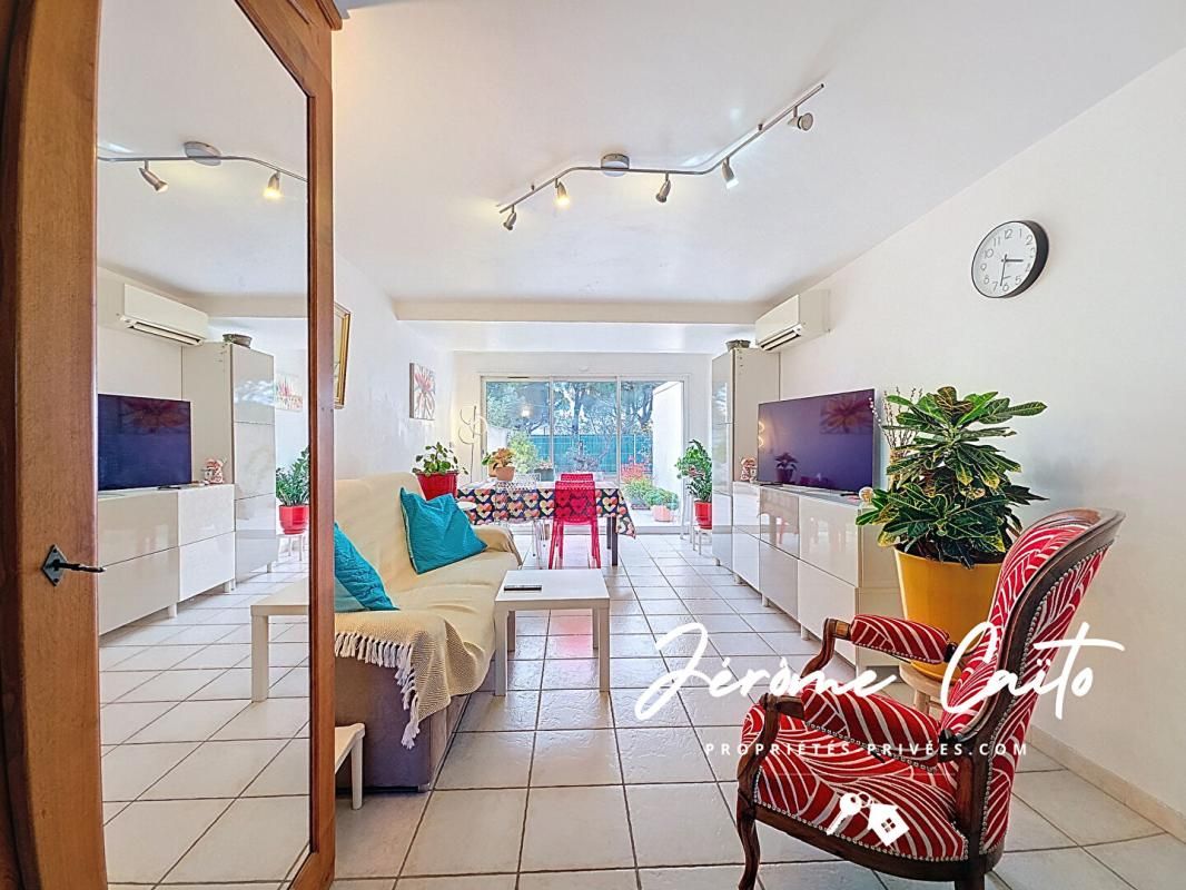 LE GRAU-DU-ROI Maison Le Grau Du Roi 3 pièce(s) 55,41 m2 + garage + place de parking privative 3